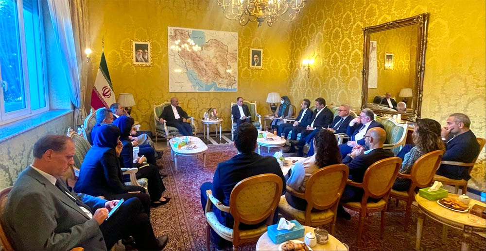 actualité-agricole-en-iran-facilitation-des-exportations-de-pistaches-et-de-safran-iraniens-vers-l’europe-la-volonté-du-gouvernement-de-développer-la-coopération-agricole-entre-l’iran-et-l’italie